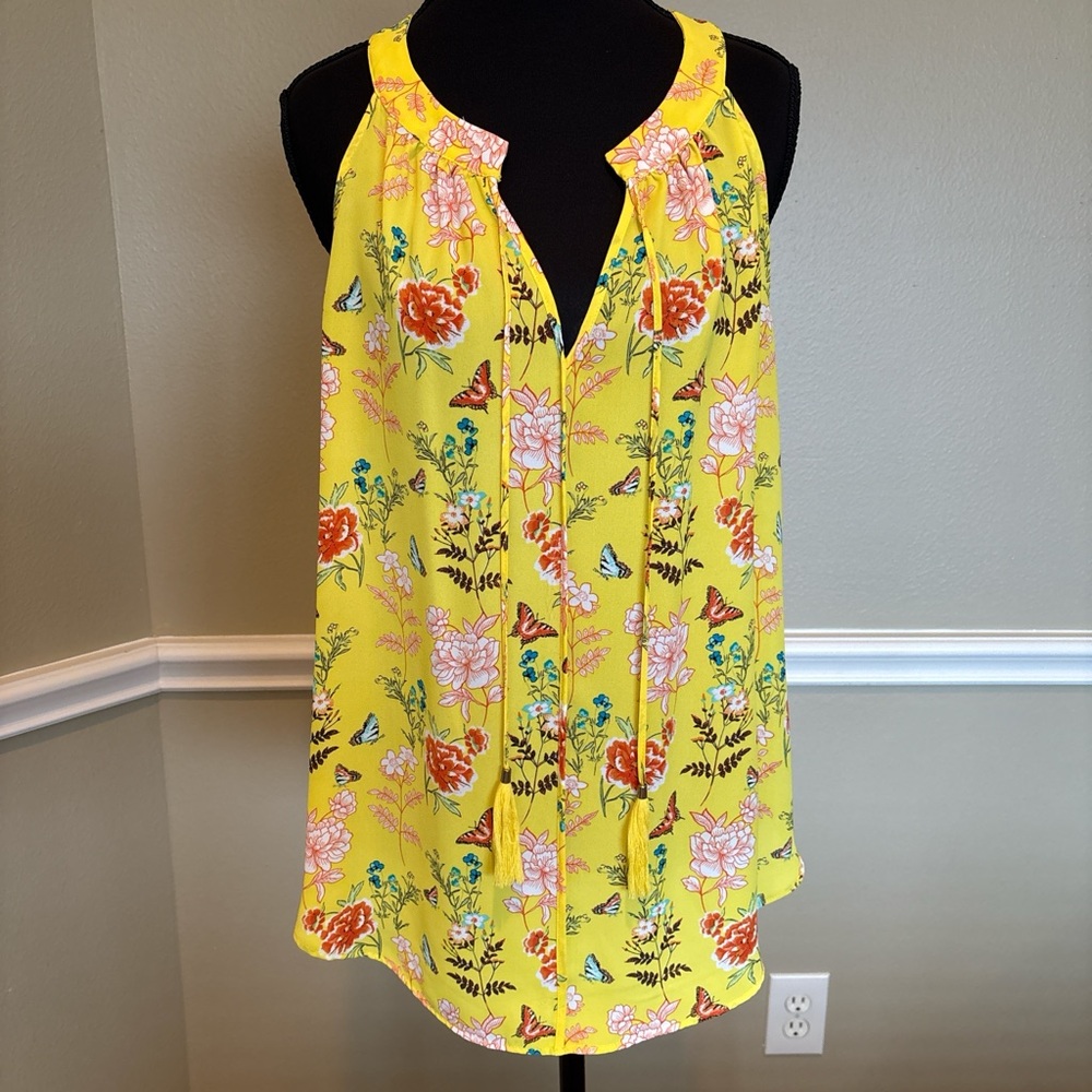 Rose + Olive Floral Butterfly Sleeveless Blouse Tie-Neck Detail Size L